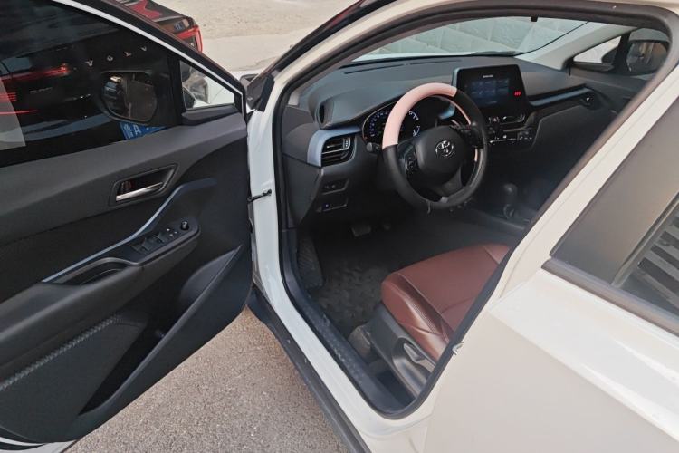 Used Toyota IZOA 2021 Dual-Motor 2.0L Yixiang Edition Driver Seat
