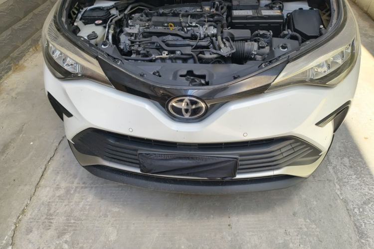 Used Toyota IZOA 2021 2.0L Yixing Version Engine Bay