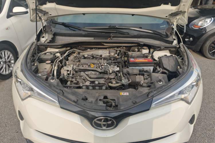 Used Toyota IZOA 2021 2.0L Yichi SPORT Engine Bay