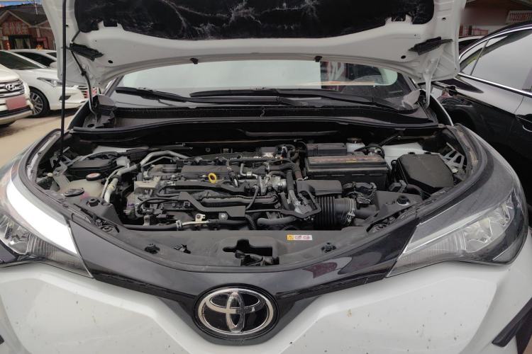 Used Toyota IZOA 2021 2.0L Enjoy Edition Engine Bay