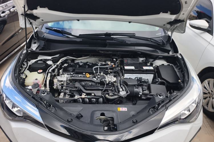 Used Toyota IZOA 2021 2.0L Enjoy Edition Engine Bay