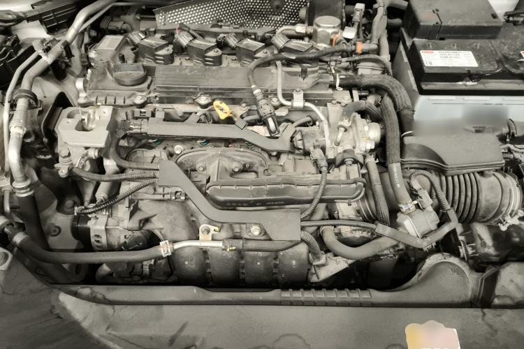 Used Toyota IZOA 2021 2.0L Yichi Version Engine Bay