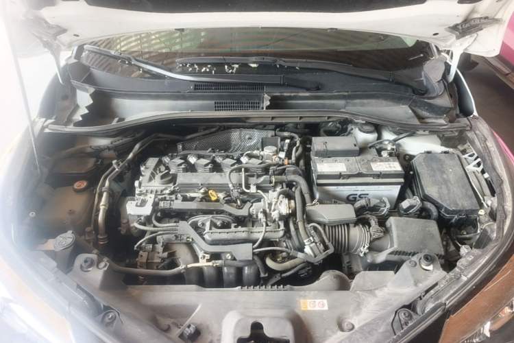 Used Toyota IZOA 2021 2.0L Enjoy Edition Engine Bay