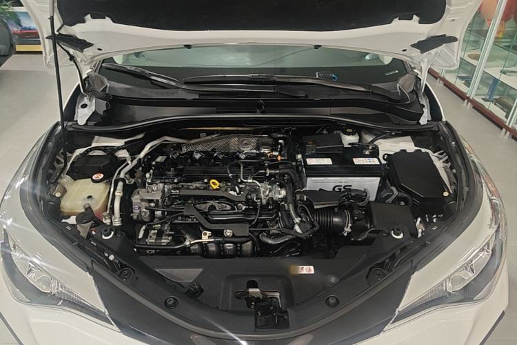 Used Toyota IZOA 2021 2.0L Enjoy Edition Engine Bay