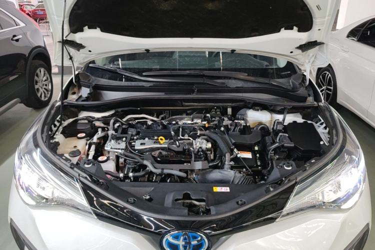 Used Toyota IZOA 2021 Dual-Motor 2.0L Yi Xing Edition Engine Bay
