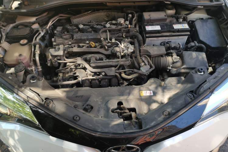 Used Toyota IZOA 2021 2.0L Yixing Version Engine Bay