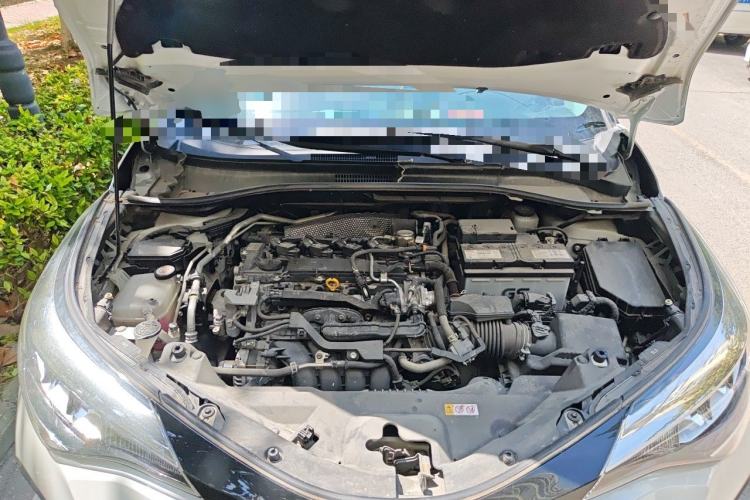 Used Toyota IZOA 2021 2.0L Enjoy Edition Engine Bay