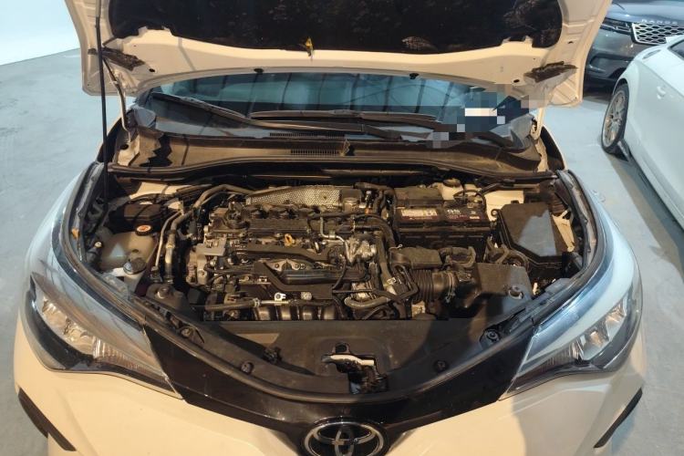 Used Toyota IZOA 2021 2.0L Yidong Edition Engine Bay