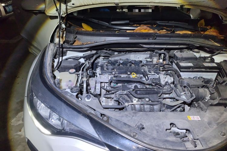 Used Toyota IZOA 2021 2.0L Enjoy Edition Engine Bay Right