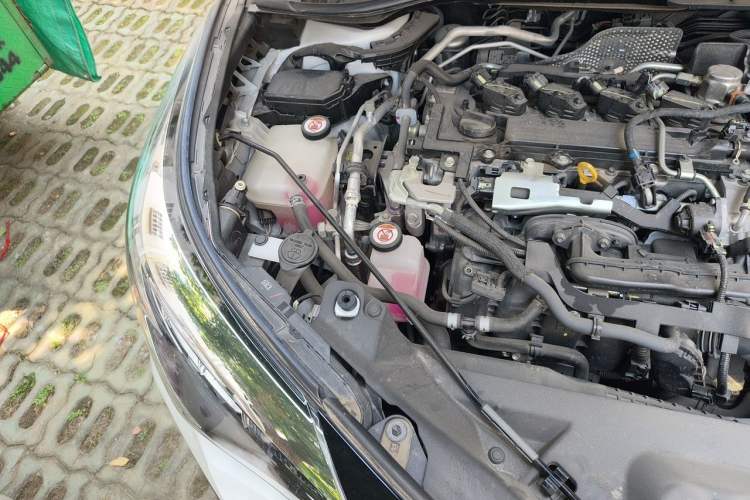 Used Toyota IZOA 2021 Dual-Motor 2.0L Yixiang Edition Engine Bay Right