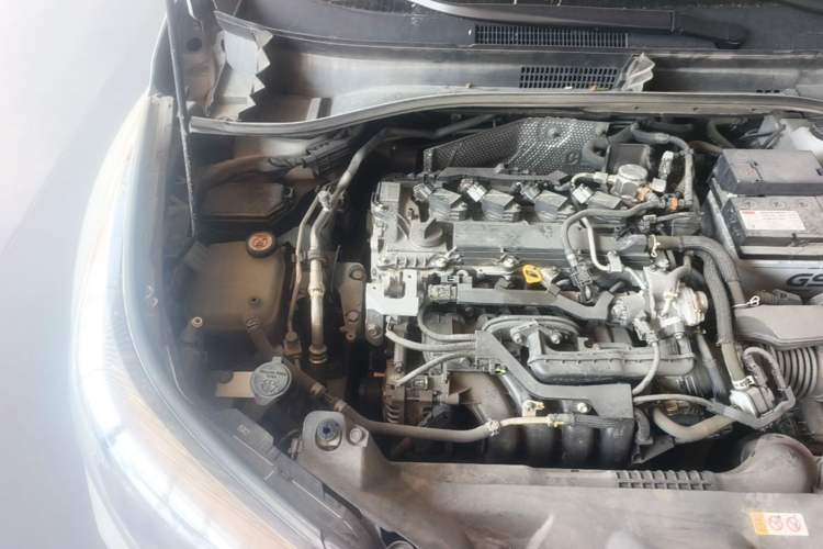 Used Toyota IZOA 2021 2.0L Enjoy Edition Engine Bay Right