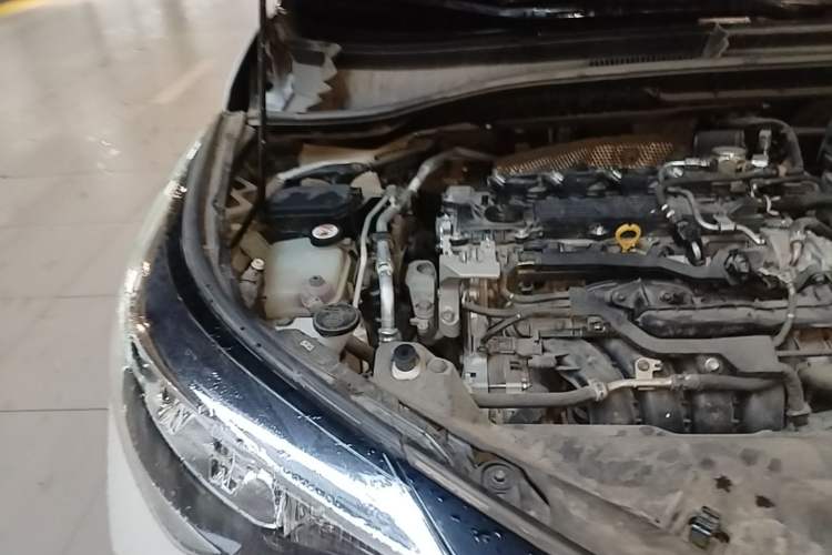 Used Toyota IZOA 2021 2.0L Enjoy Edition Engine Bay Right