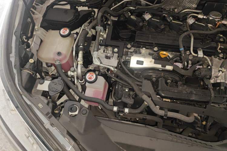 Used Toyota IZOA 2021 Dual-Motor 2.0L Yixiang Edition Engine Bay Right