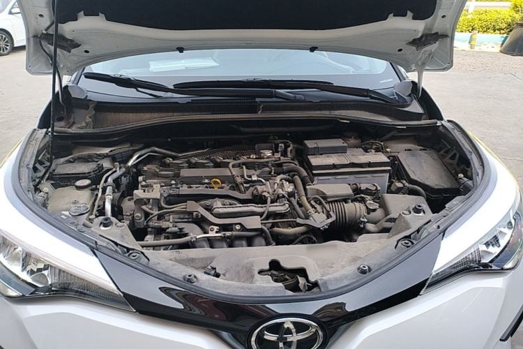 Used Toyota IZOA 2021 2.0L Yidong Edition Engine Bay
