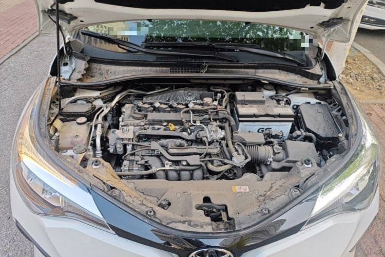 Used Toyota IZOA 2021 2.0L Yixing Version Engine Bay