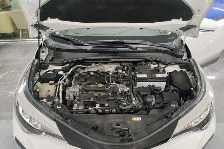 Used Toyota IZOA 2021 2.0L Enjoy Edition Engine Bay