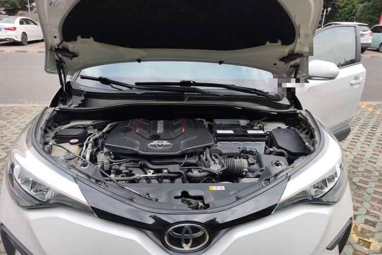 Used Toyota IZOA 2021 2.0L Enjoy Edition Engine Bay