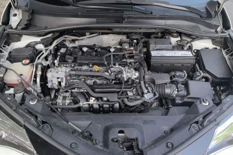 Used Toyota IZOA 2021 2.0L Yidong Edition Engine Bay