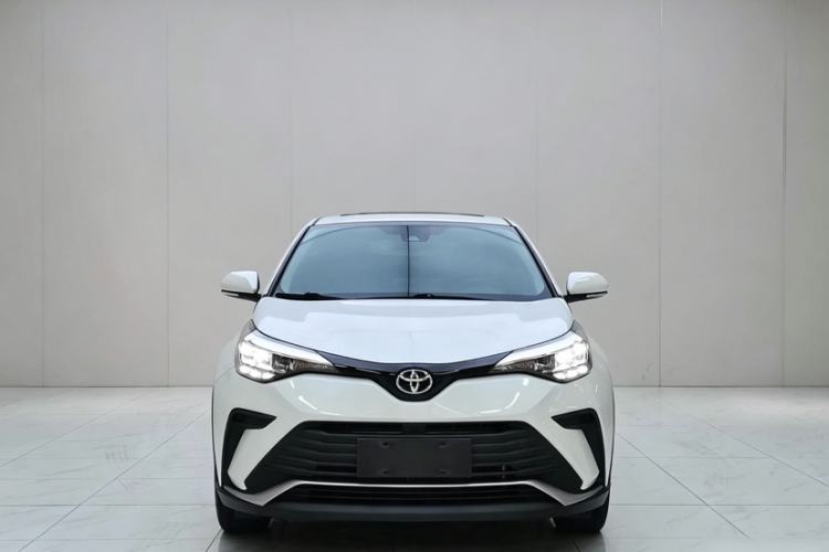 Used Toyota IZOA 2021 2.0L Enjoy Edition Exterior 1