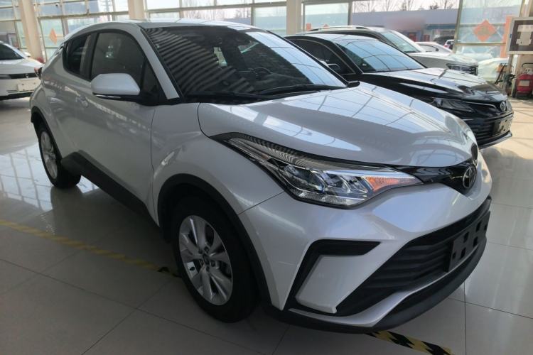 Used Toyota IZOA 2021 2.0L Yixing Version Exterior 1