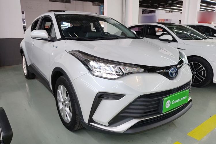 Used Toyota IZOA 2021 Dual-Motor 2.0L Yi Xing Edition Exterior 1