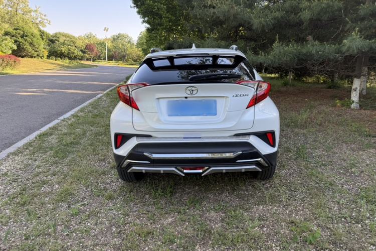 Used Toyota IZOA 2021 2.0L Enjoy Edition Exterior 10