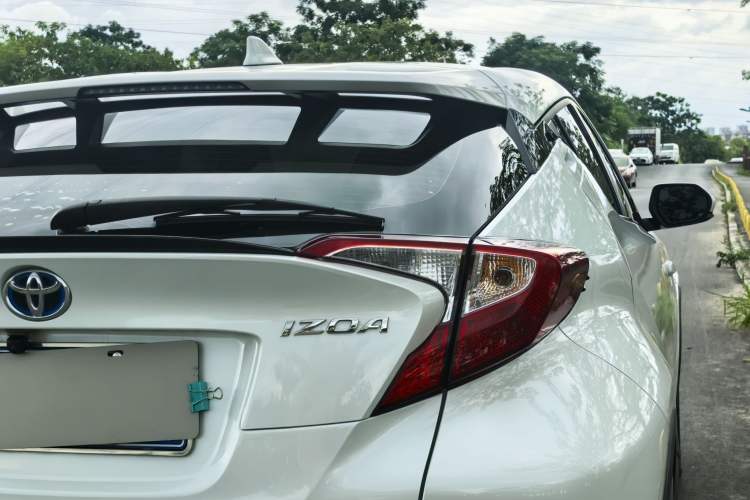 Used Toyota IZOA 2021 Dual-Motor 2.0L Yixiang Edition Exterior 10