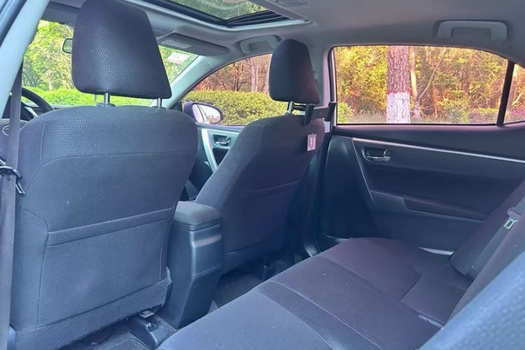 Used Toyota IZOA 2021 2.0L Enjoy Edition Exterior 11