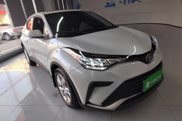 Used Toyota IZOA 2021 2.0L Yixing Version Exterior 2
