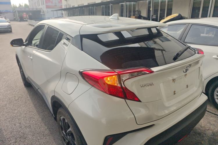 Used Toyota IZOA 2021 2.0L Yichi SPORT Exterior 2