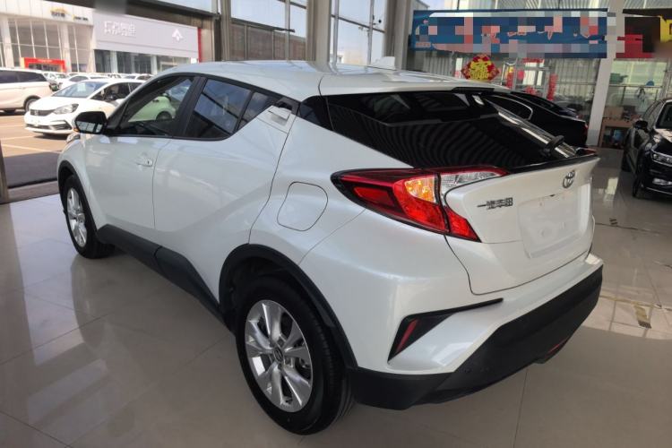 Used Toyota IZOA 2021 2.0L Yixing Version Exterior 2