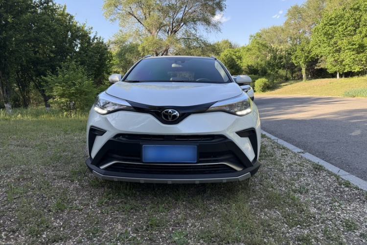Used Toyota IZOA 2021 2.0L Enjoy Edition Exterior 2