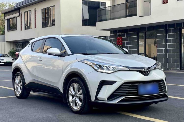 Used Toyota IZOA 2021 2.0L Enjoy Edition Exterior 2
