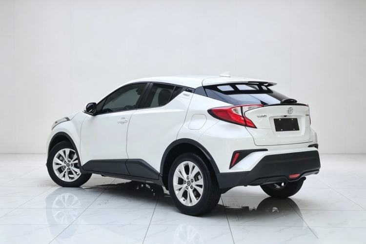 Used Toyota IZOA 2021 2.0L Enjoy Edition Exterior 3