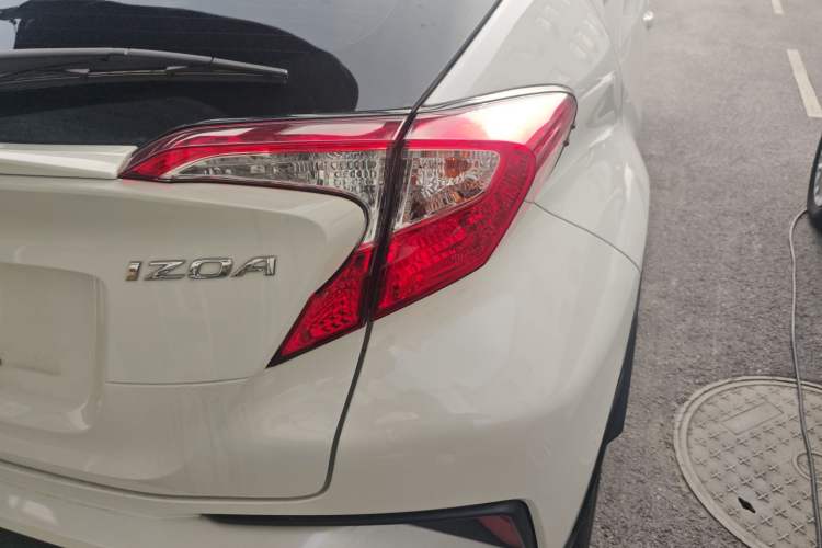 Used Toyota IZOA 2021 2.0L Yichi SPORT Exterior 3