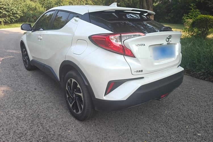 Used Toyota IZOA 2021 2.0L Enjoy Edition Exterior 3