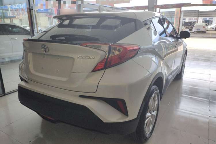 Used Toyota IZOA 2021 2.0L Enjoy Edition Exterior 3