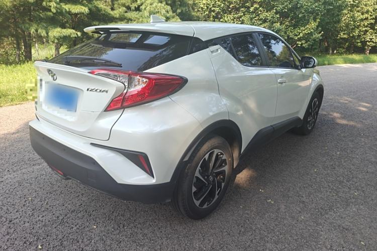 Used Toyota IZOA 2021 2.0L Enjoy Edition Exterior 4