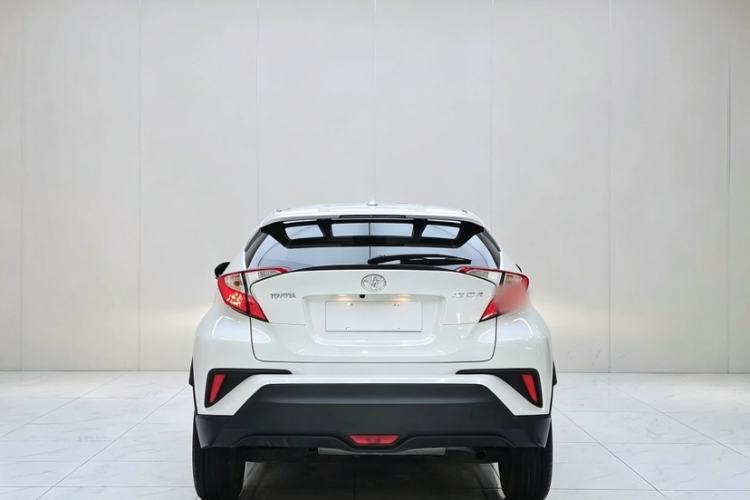 Used Toyota IZOA 2021 2.0L Enjoy Edition Exterior 5