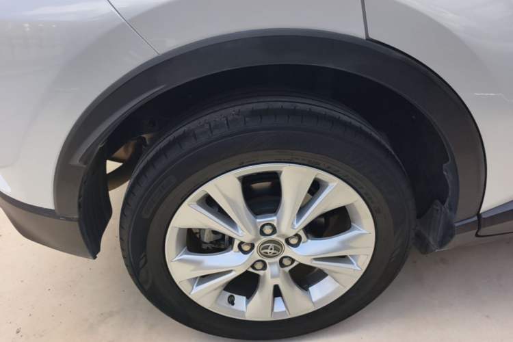 Used Toyota IZOA 2021 2.0L Enjoy Edition Exterior 5