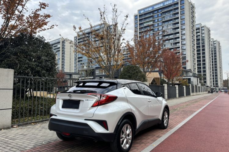 Used Toyota IZOA 2021 2.0L Enjoy Edition Exterior 5
