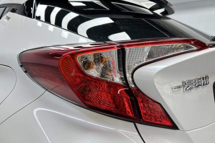Used Toyota IZOA 2021 2.0L Yidong Edition Exterior 8