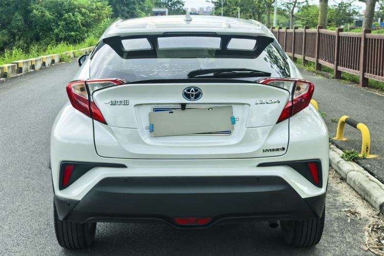 Used Toyota IZOA 2021 Dual-Motor 2.0L Yixiang Edition Exterior 8