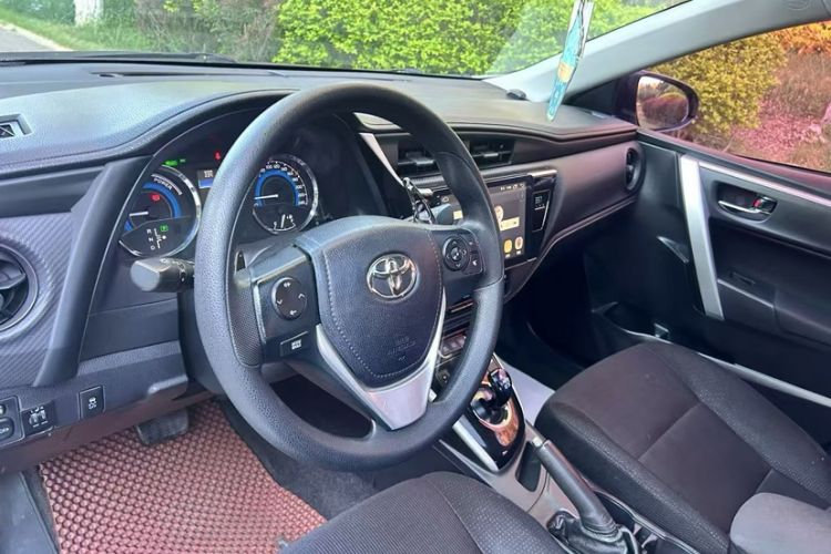 Used Toyota IZOA 2021 2.0L Enjoy Edition Exterior 9