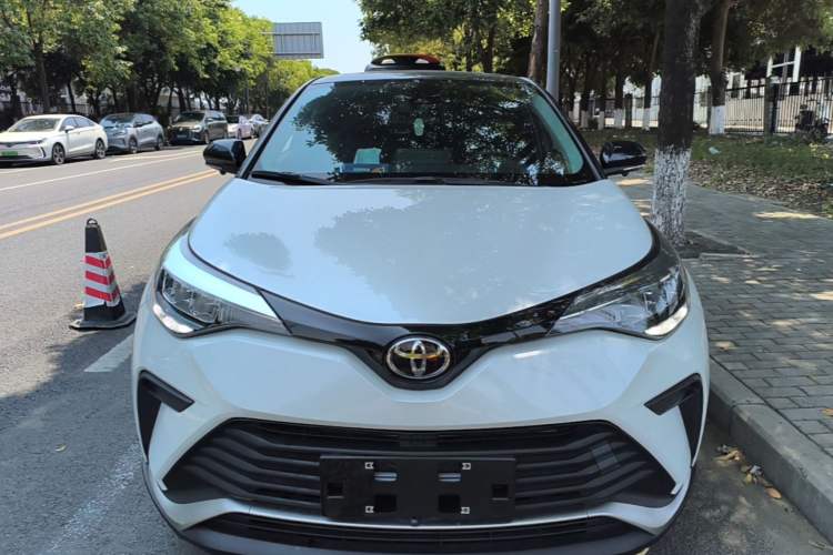 Used Toyota IZOA 2021 2.0L Yidong Edition Front