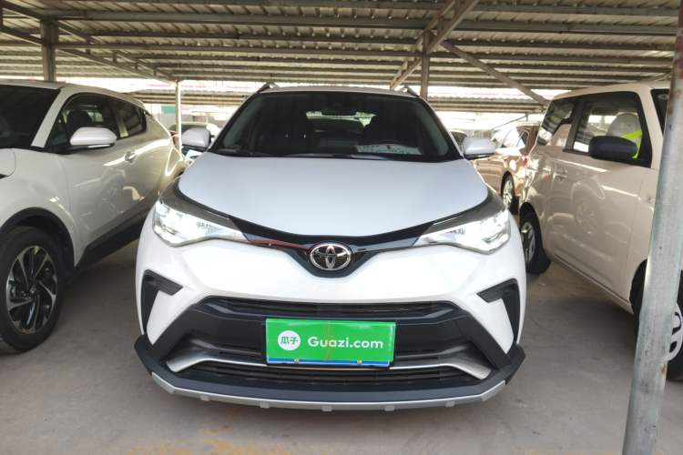 Used Toyota IZOA 2021 2.0L Enjoy Edition Front