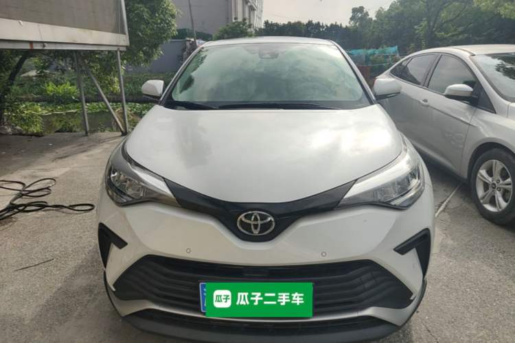 Used Toyota IZOA 2021 2.0L Enjoy Edition Front