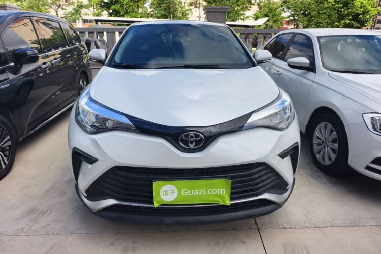 Used Toyota IZOA 2021 2.0L Enjoy Edition Front