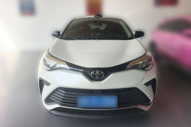Used Toyota IZOA 2021 2.0L Enjoy Edition Front