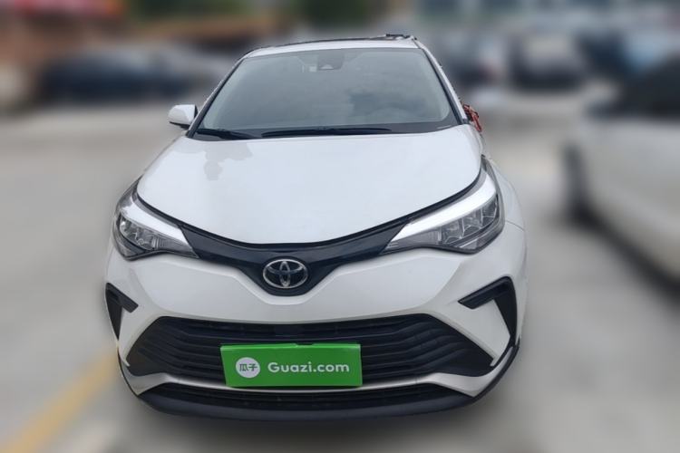 Used Toyota IZOA 2021 2.0L Yixing Version Front
